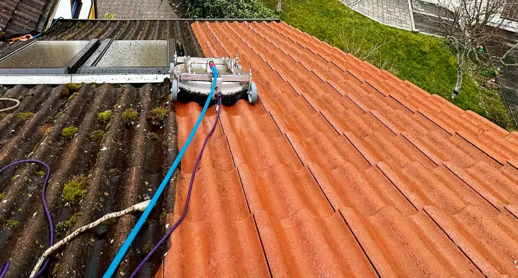 Dachreinigung-Veys-Gebaeudereinigung